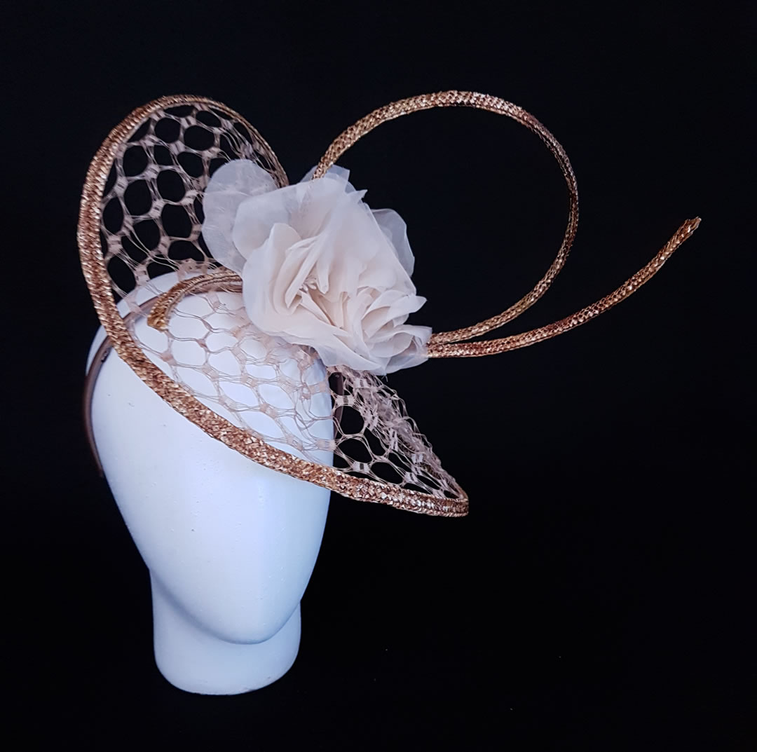Wired veiling hat with wheatstraw braids and hand made silk flowers